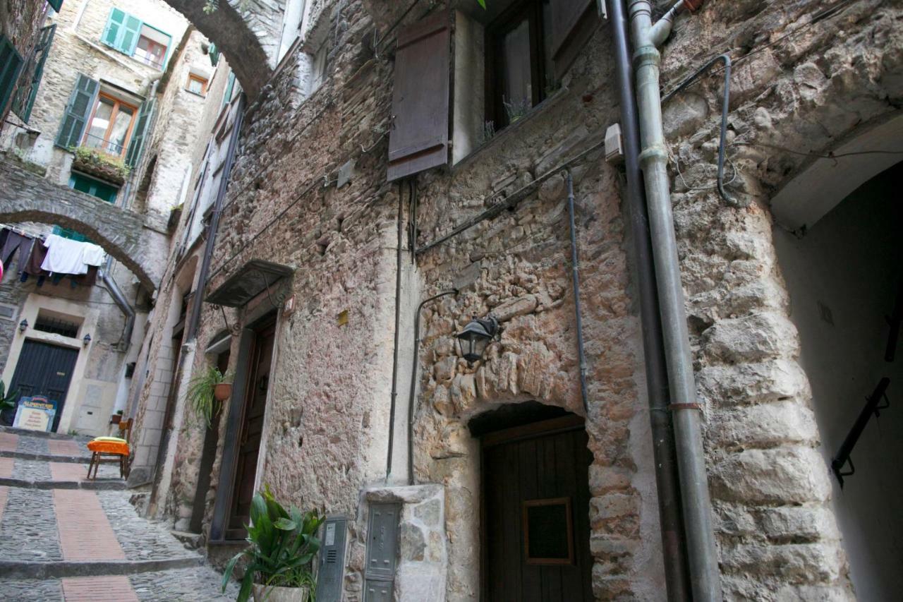 Appartamento Le Violette Dolceacqua Εξωτερικό φωτογραφία